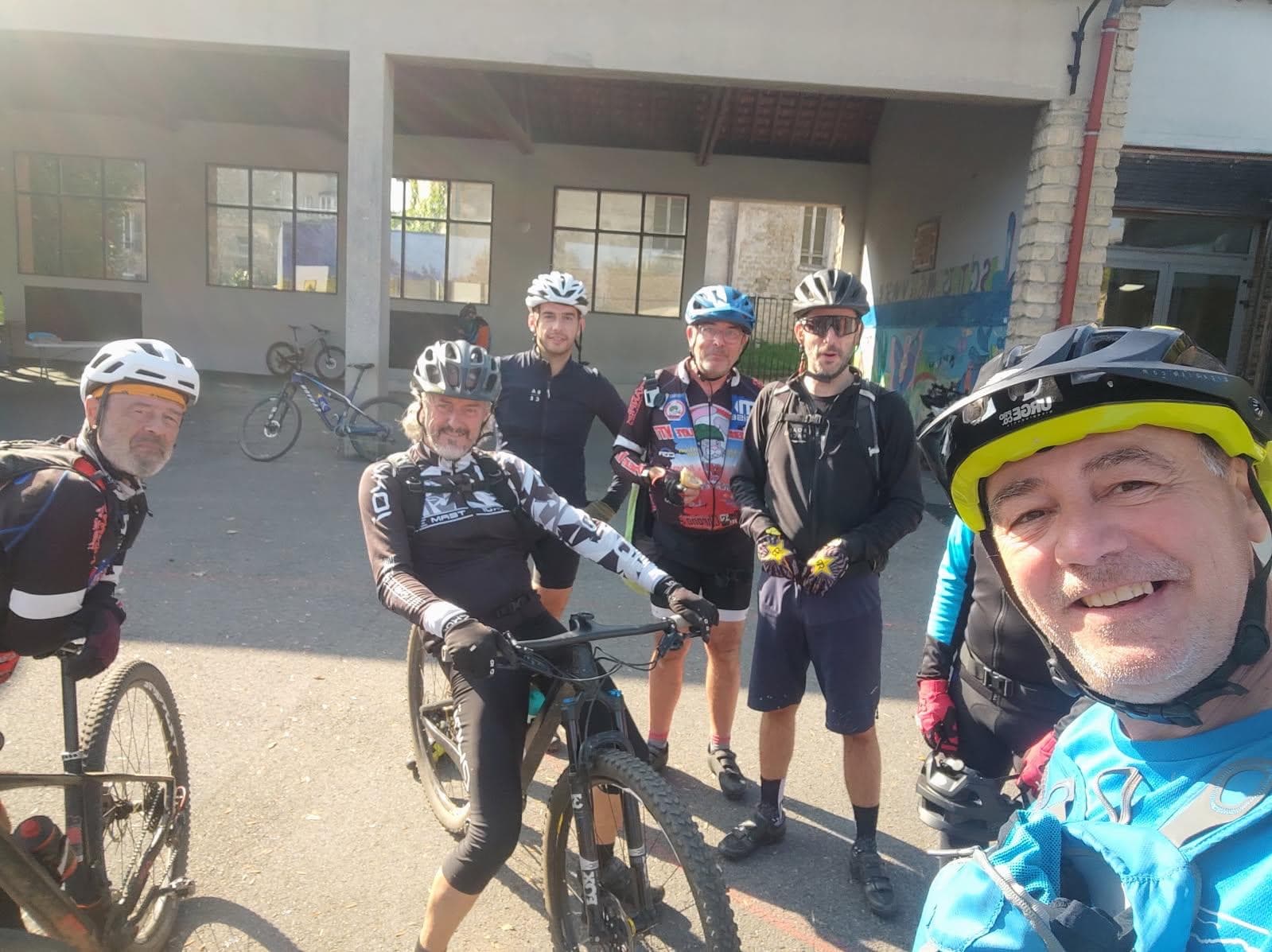 Image principale de Nos cycliste du CSP vous font un petit coucou đđż